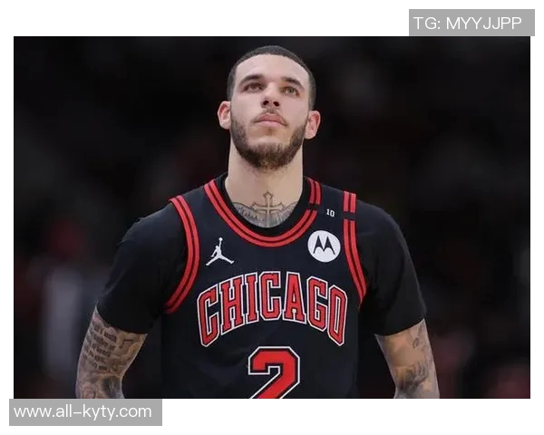 米切尔称赞朗佐组织能力提升三分球进步助力队友得分