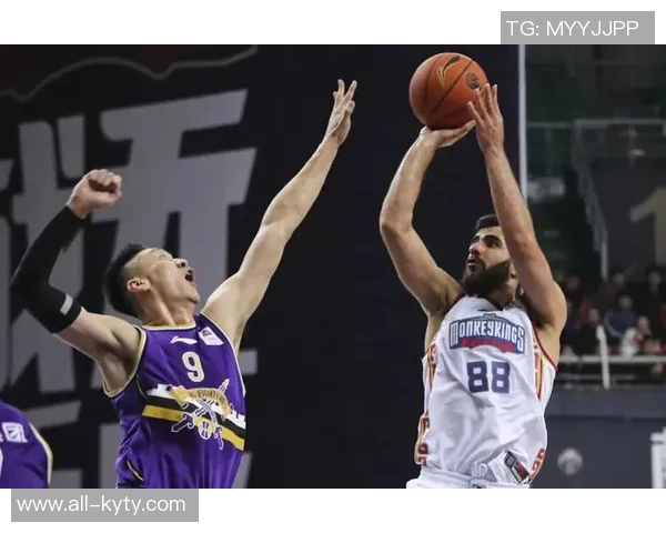 芬奇谈球队逆转失利原因执行力不足导致专注力下降陷入混乱