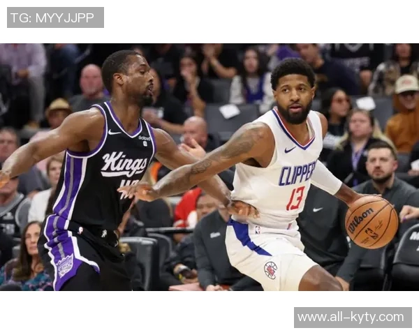 快船迎来赛季首个三连胜连续战胜湖人火箭与开拓者展现强劲实力