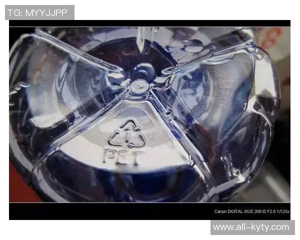 勒威林爆发背后揭秘:加练射门禁酒早睡不喝塑料瓶水的秘密 勒威林爆发背后揭秘:加练射门禁酒早睡不喝塑料瓶水的秘密