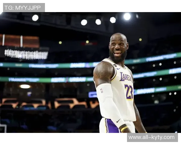 詹姆斯称赞尼克史密斯得分能力认为这早已是常态表现