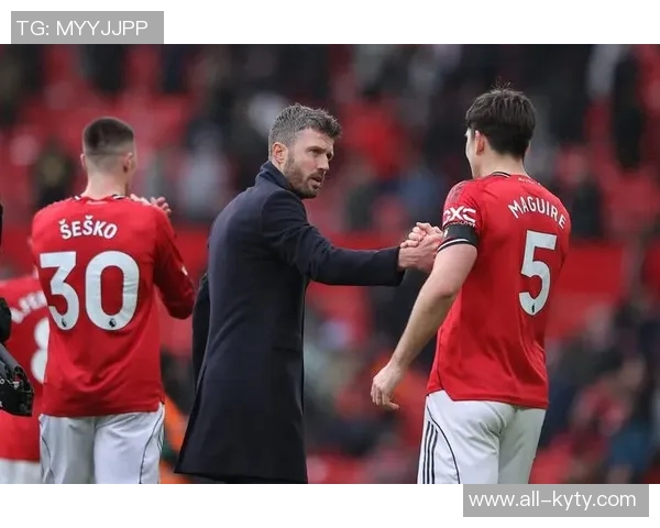 曼联与马奎尔续约谈判进行中合同有望延长至2028年